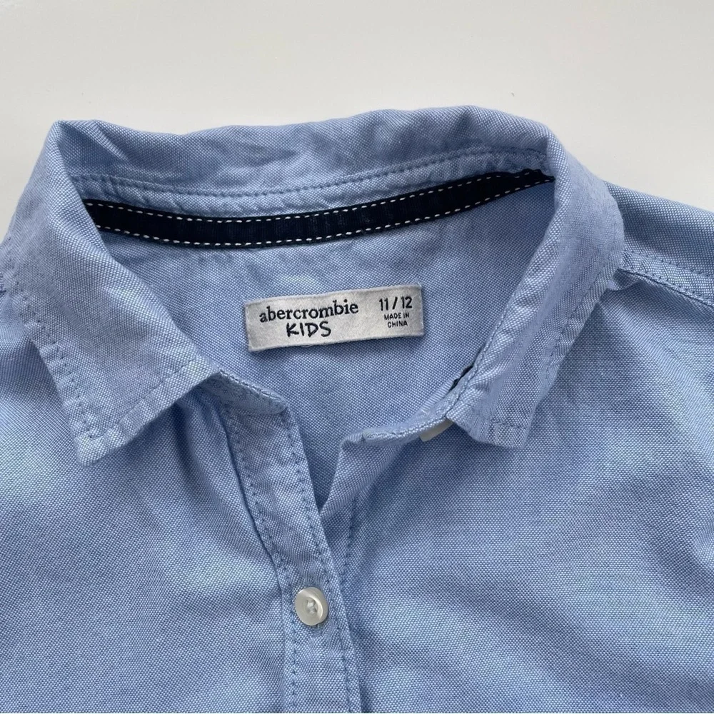 Abercrombie Kids Blue Oxford style Button Down Shirts LOT OF TWO Size 11/12 - Picture 4 of 9